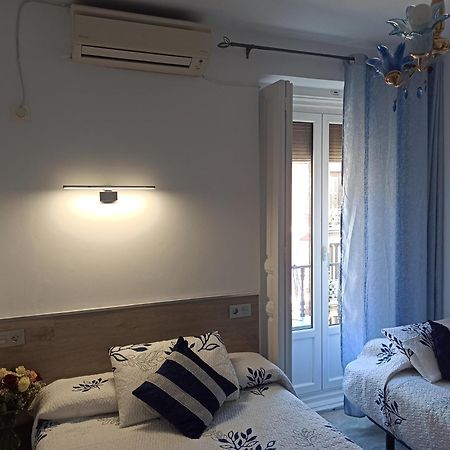 Hostal Huespedes Toledo Madrid Extérieur photo