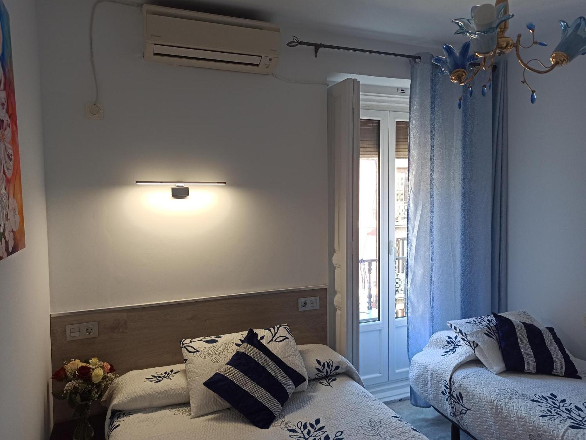 Hostal Huespedes Toledo Madrid Extérieur photo